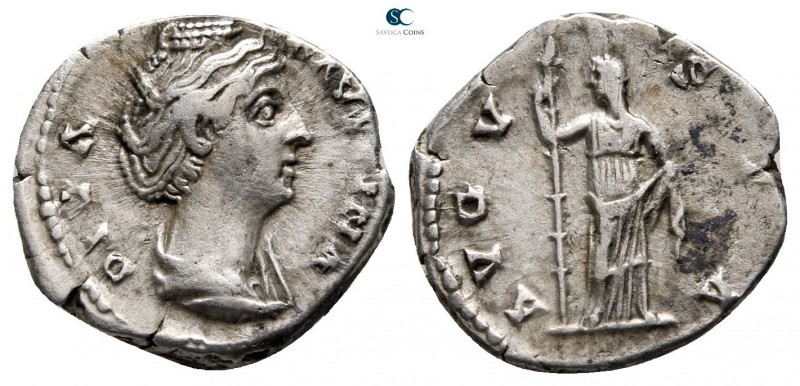 Diva Faustina I Died AD 140-141. Rome
Denarius AR

18 mm., 2,84 g.



ver...