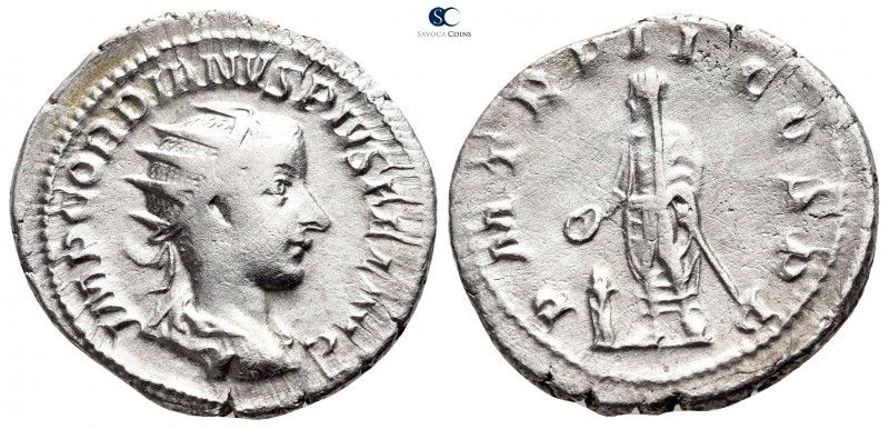 Gordian III AD 238-244. Rome
Antoninianus AR

23 mm., 3,57 g.



very fin...