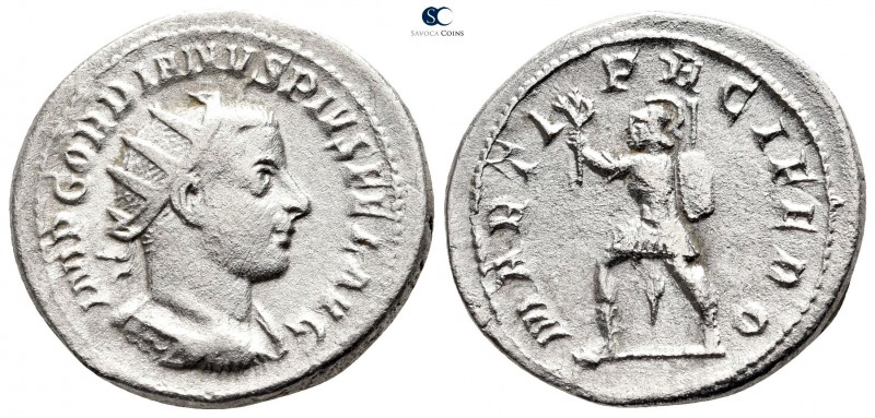 Gordian III AD 238-244. Rome
Antoninianus AR

24 mm., 5,12 g.



very fin...