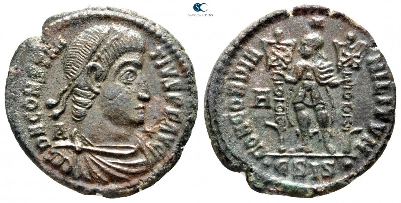 Constantius II AD 337-361. Siscia
Centenionalis Æ

22 mm., 5,49 g.



goo...