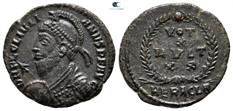 Julian II AD 360-363. Heraclea
Follis Æ

21 mm., 2,33 g.



very fine