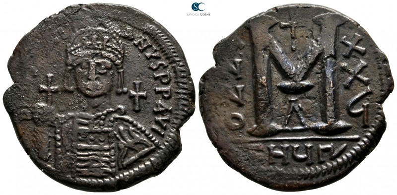 Justinian I AD 527-565. Theoupolis (Antioch)
Follis Æ

36 mm., 17,18 g.


...