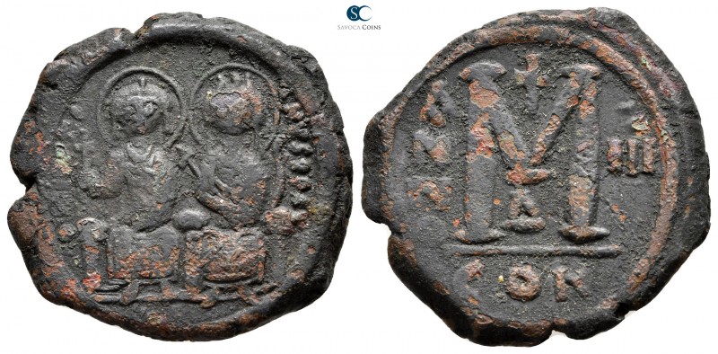 Justin II and Sophia AD 565-578. Constantinople
Follis Æ

30 mm., 14,62 g.
...