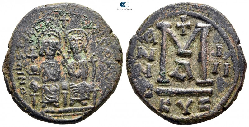 Justin II and Sophia AD 565-578. Cyzicus
Follis Æ

31 mm., 16,18 g.



ve...