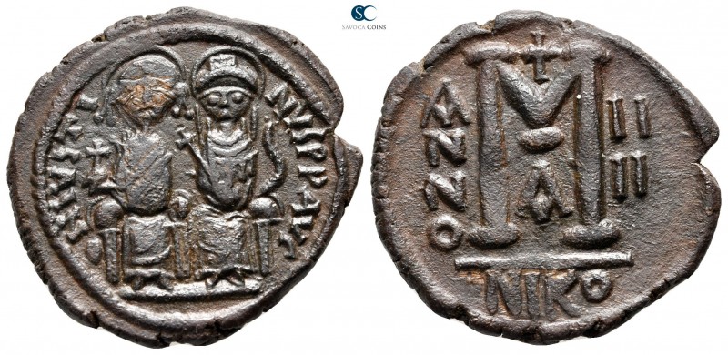 Justin II and Sophia AD 565-578. Nikomedia
Follis Æ

33 mm., 16,64 g.



...
