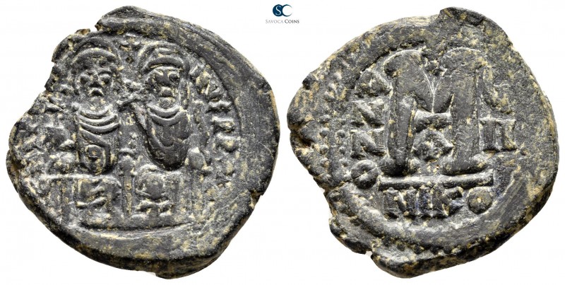 Justin II and Sophia AD 565-578. Nikomedia
Follis Æ

28 mm., 12,95 g.



...