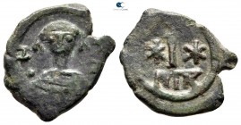 Maurice Tiberius AD 582-602. Nikomedia. Decanummium Æ