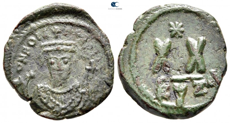 Phocas. AD 602-610. Cyzicus
Half follis Æ

21 mm., 4,42 g.



very fine