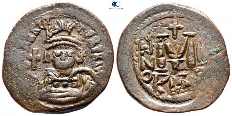 Heraclius AD 610-641. Cyzicus
Follis Æ

32 mm., 11,25 g.



very fine