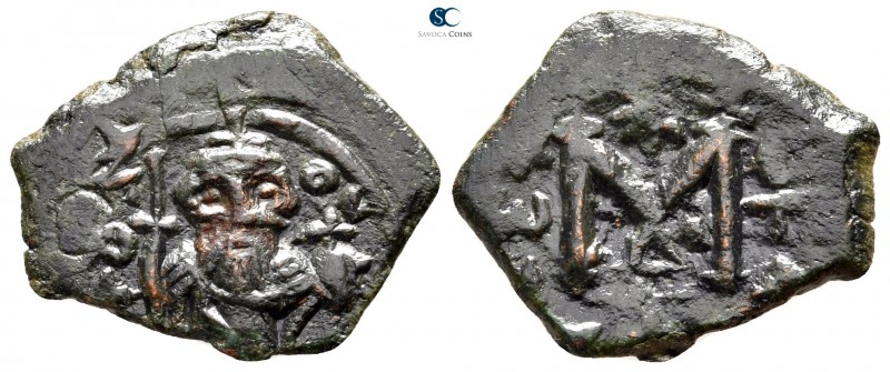Constans II AD 641-668. Constantinople
Follis Æ

22 mm., 2,64 g.



very ...