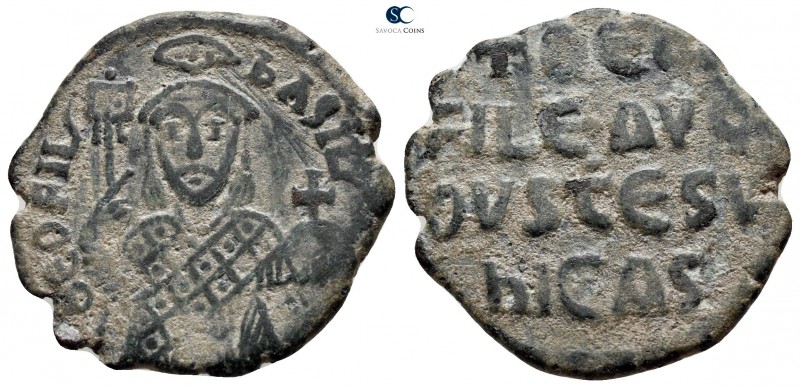 Theophilus AD 829-842. Constantinople
Follis Æ

25 mm., 5,59 g.



very f...