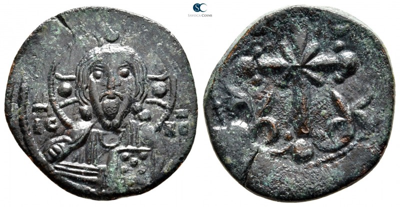 Nicephorus III Botaniates AD 1078-1081. Constantinople
Anonymous follis Æ

23...