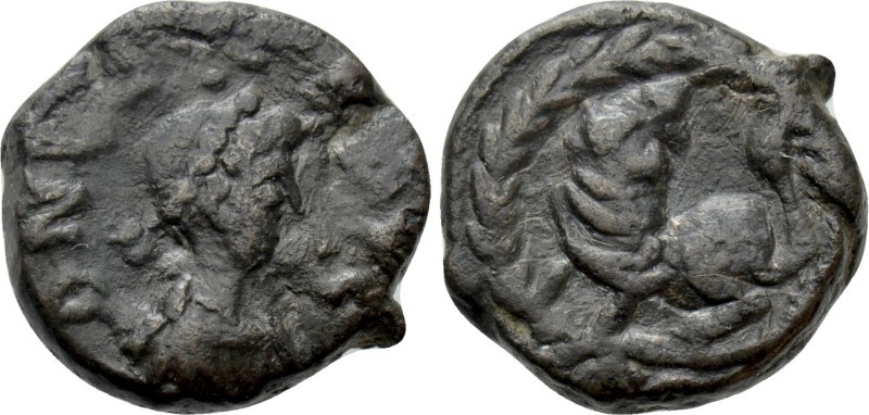 LEO I (457-474). Nummus. Constantinople. 

Obv: D N LEO P F AVG. 
Diademed, d...