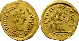 JUSTINIAN I (527-565). GOLD Semissis. Constantinople.
