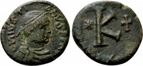 JUSTINIAN I (527-565). Half Follis. Rome.