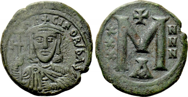 NICEPHORUS I (802-811). Follis. Constantinople. 

Obv: hICIFORI bASI. 
Crowne...