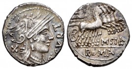 Curtius. Denario. 116-115 a.C. Norte de Italia. (Ffc-669). (Craw-285/2). (Cal-534). Anv.: Cabeza de Roma a derecha, detrás X, delante Q CVRT. Rev.: Ju...