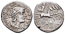 Fabius. Denario. 124 a.C. Norte de Italia. (Ffc-697). (Craw-273/1). (Cal-571). Anv.: Cabeza de Roma a derecha, delante X LABEO, detrás ROMA. Rev.: Júp...