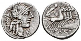 Fannius. Denario. 123 a.C. Auxiliary mint of Rome. (Ffc-705). (Craw-275/1). (Cal-576). Anv.: Cabeza de Roma a derecha, delante X, detrás ROMA. Rev.: V...