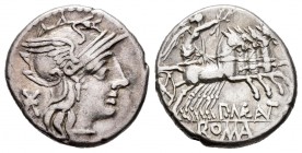 Maenius. Denario. 132 a.C. Rome. (Ffc-831). (Craw-249/1). (Cal-916). Anv.: Cabeza de Roma a derecha, detrás X. Rev.: Victoria con corona en cuadriga a...