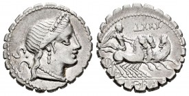 Naevius. Denario. 79 a.C. Auxiliary mint of Rome. (Ffc-937). (Cal-1041). Anv.: Cabeza diademada de Venus a derecha, detrás SC. Rev.: Victoria en triga...