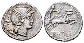 Rutilius. Denario. 77 a.C. Rome. (Ffc-1095). (Craw-387/1). (Cal-1237). Anv.: Cabeza de Roma a derecha, detrás FLAC. Rev.: Victoria con corona en biga ...