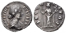 Faustina Junior. Denario. 161-175. d.C. Rome. (Ric-677). (Bmc-91). (C-99). Anv.:  FAVSTINA AVGVSTA. Busto drapeado de Faustina Hija a derecha. Rev.: F...