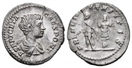 Geta. Denario. 200 d.C. Rome. (Spink-7196). (Ric-18). Rev.: PRINC IVVENTVTIS. El emperador en pie con cetro y vara, detrás trofeo. Ag. 3,08 g. Pequeña...