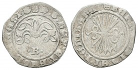 Catholic Kings (1474-1504). 1/2 real. Burgos. (Cal 2008-423 variante). Ag. 1,50 g. Con venera en la leyenda y B entre roeles. Choice F. Est...35,00.
