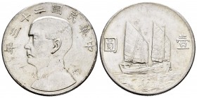 China. Sun Yat-sen. 1 dollar. 1934 (año 34). (Km-Y345). Ag. 26,59 g. Mínima oxidación. AU. Est...300,00.