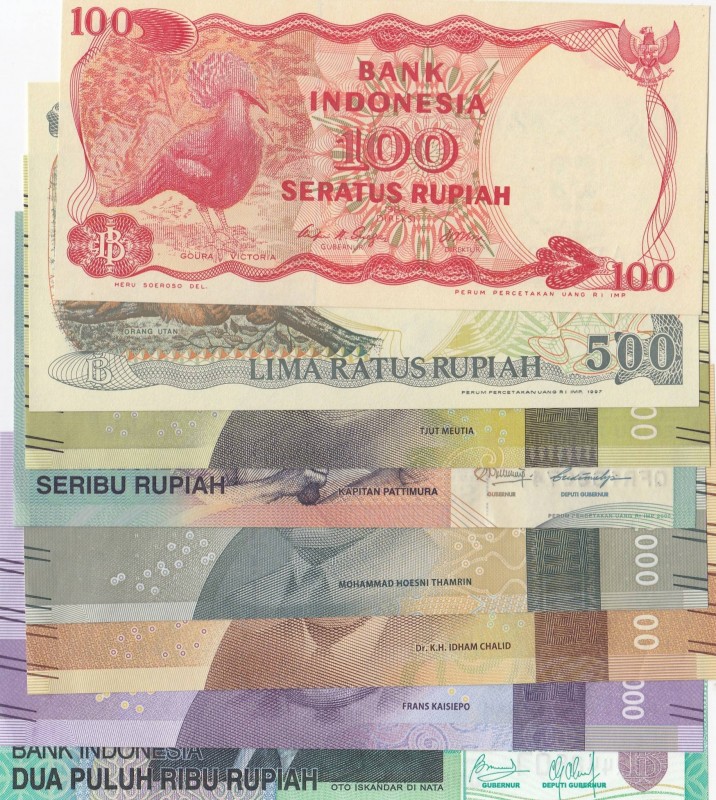 Indonesia, Total 8 banknotes
100 Rupiah, 1984, UNC; 500 Rupiah, 1992, UNC; 1.00...