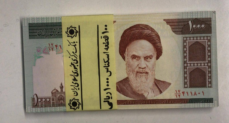 Iran, 1.000 Rials, 1992, UNC, p143g, Stack of money
Consecutive serial number b...