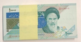 Iran, 10.000 Rials, 1992, UNC, p146i, Stack of money
Consecutive serial number banknotes
Estimate: 15-30 USD