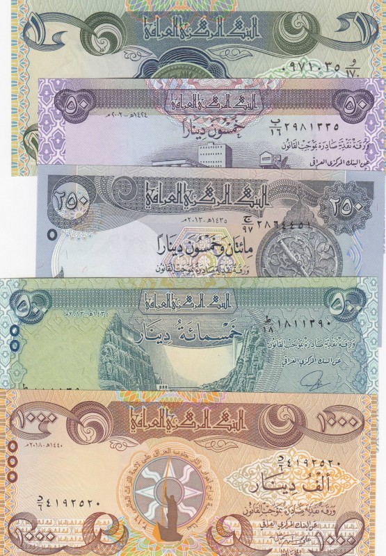 Iraq, Total 5 banknotes
1 Dinars, 1980, UNC, p69; 50 Dinars, 2003, UNC, p90; 25...