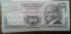 Turkey, 50 Lira, 1976, UNC, p188, Stack of money
Consecutive serial number, total 100 banknotes, Serial Number: I9 450550
Estimate: 200-400 USD