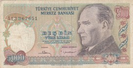 Turkey, 5.000 Lira, 1981, FINE, p196A , 
 Serial Number: A13 362651
Estimate: 10-20 USD