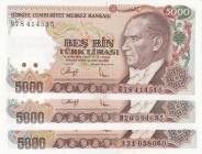 Turkey, 5.000 Lira, 1990, UNC, p198, 
Total 3 banknotes, Serial Number: G78 414515, H26 384635, I31 058060
Estimate: 10-20 USD