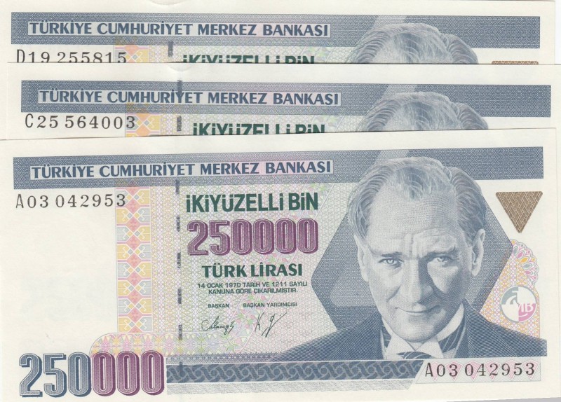 Turkey, 250.000 Lira, 1992, UNC, p207, 
Total 3 banknotes, Serial Number: A03 0...