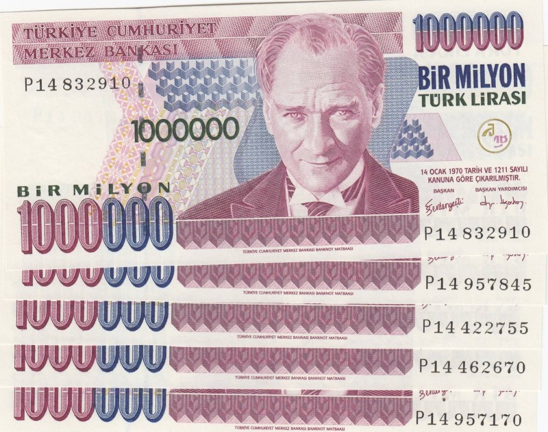 Turkey, 1.000.000 Lira, 2002, UNC, p213, 
"P14" rare, Serial Number: P14957170,...