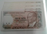 Turkey, 5000 Lira, 1988/90, UNC, 7.EMISSION
39 pcs H - 3 pcs G,some have some stains
Estimate: 50-100 USD