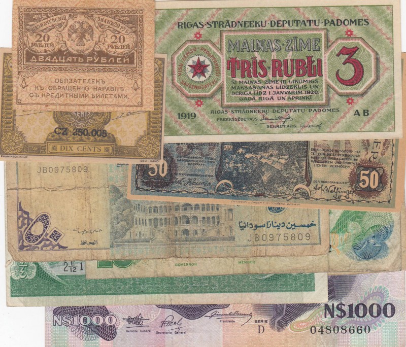 Mix Lot, total 9 banknotes
Sudan 50 Dinars, 1992, FINE; Libya 1/4 Dinar, 1981, ...