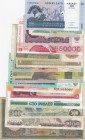 Mix Lot, Total 17 banknotes
Madagascar, 100 Ariary, 2004, UNC; Croatia, 5 Dinara, 1991, VF; 100 Dinara, 1991, VF; 50.000 Dinara, 1993, UNC; Russia, 2...