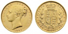 Vittoria (1837-1901) Victoria (1837-1901) Shield (1838-1887) 
Sovereign 1882 - Zecca: Sydney - Non comune - Di qualità molto buona, con fondi specula...