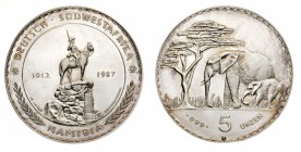 medaglie estere 
Namibia - Medaglia 1987 per il 75° Anniversario del monumento ai caduti della Schutztruppe - Diametro mm. 64 e peso gr. 156,33 - Lie...