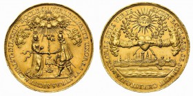 medaglie estere 
Polonia - 1660 circa - Medaglia matrimoniale opus Johann Höhn - Diritto: coppia di sposi rivolti l’uno verso l’altra si stringe la m...