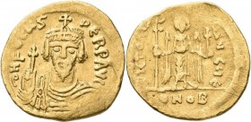 Phocas (602 - 610): Solidus (Gold) ca. 606, Constantinopel. Brustbild mit Spitzbart von vorne, DN FOCAS PERP AVG / Engel/Victoria mit Stab. Sear 620. ...