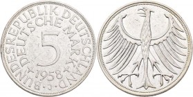 Bundesrepublik Deutschland 1948-2001: 5 DM Kursmünze 1958 J als Belegstück !!!, kein echtes Exemplar, vgl. Jaeger 387, Kratzer, sehr schön.
 [differe...