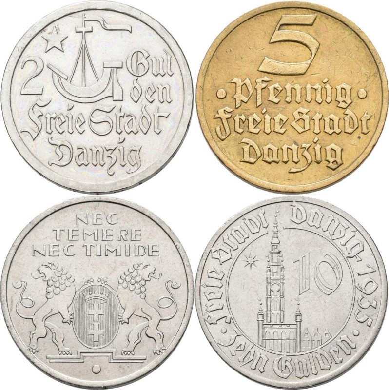 Danzig: Typensammlung Danzig, dabei: 10 Pfennig 1920 Eisen, 8-Münzen-Set 1923 (1...