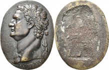Medaillen alle Welt: Römische Kaiserzeit, Domitianus 81-96 n. Chr.: Ovale Bronzeguß-Plakette o. J., Brustbild nach links, darunter der Schriftzug ”Dom...