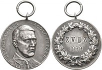 Medaillen Deutschland: Drittes Reich 1933-1945: Silbermedaille 1933, signiert ”W”. Av: Brustbild nach rechts, Umschrift Reichskanzler Adolf Hitler / R...